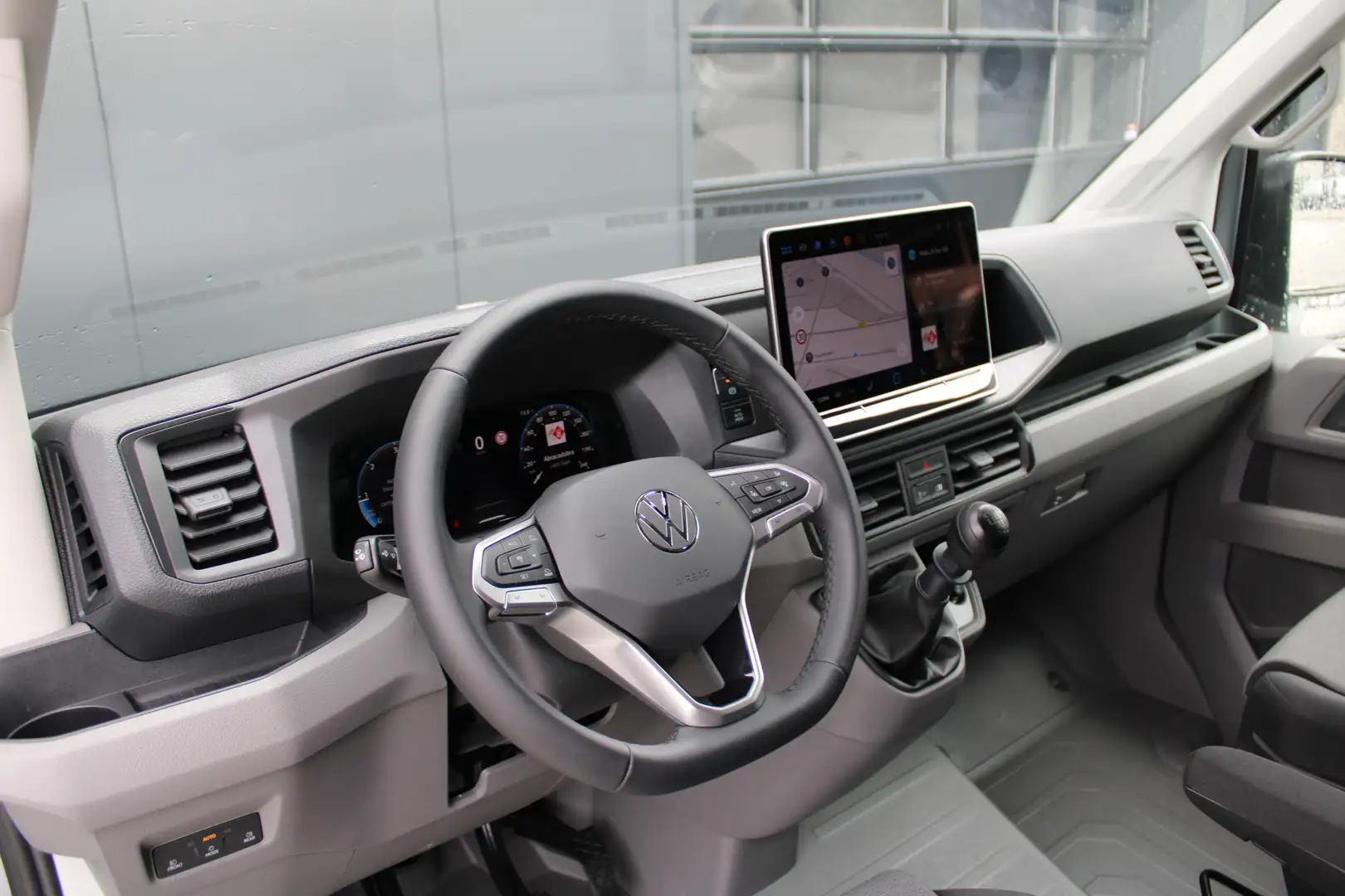 Volkswagen Crafter 35 2.0 TDI L4H3 Highline 177pk - Navi - Geveerde S Plateado - 2