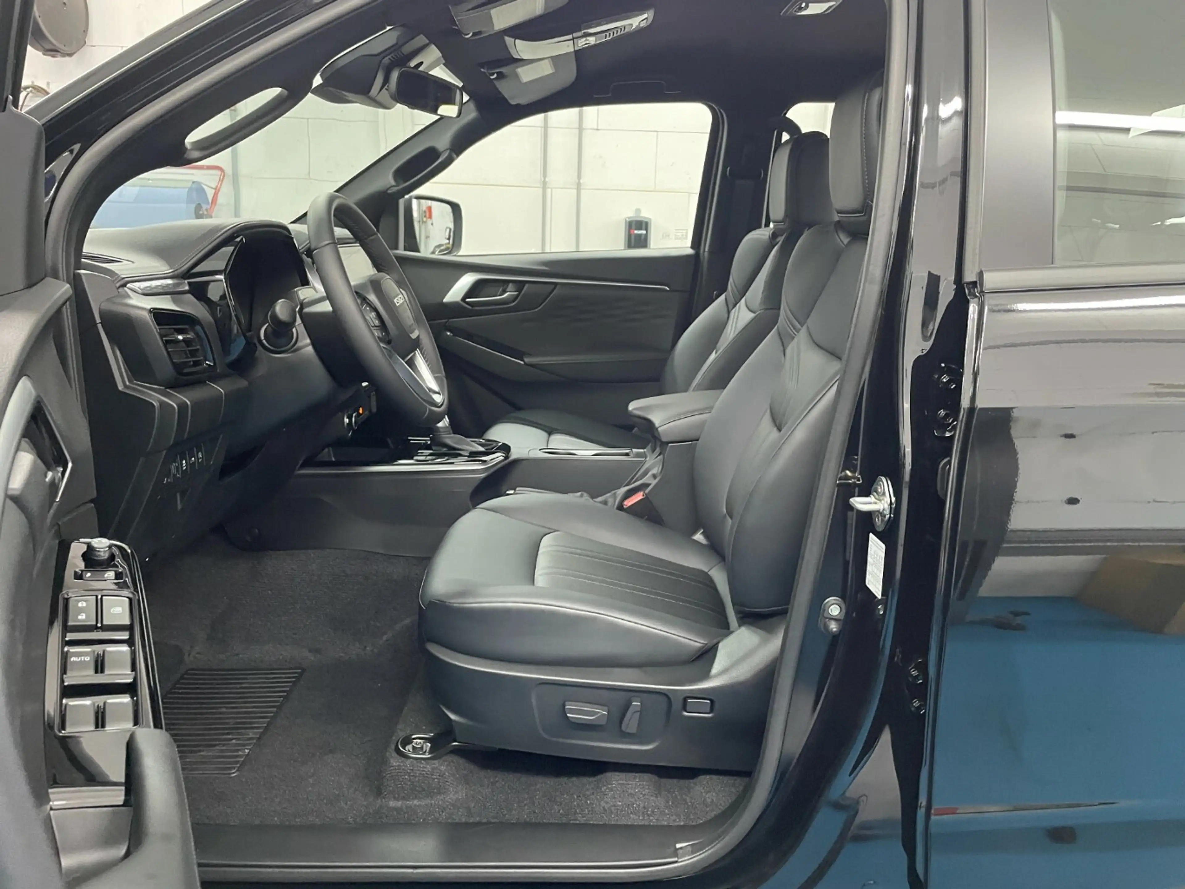 Isuzu D-Max 2.2l D*DoKa*LSE*LED*DAB+*PTC*Automaitk — photo 8