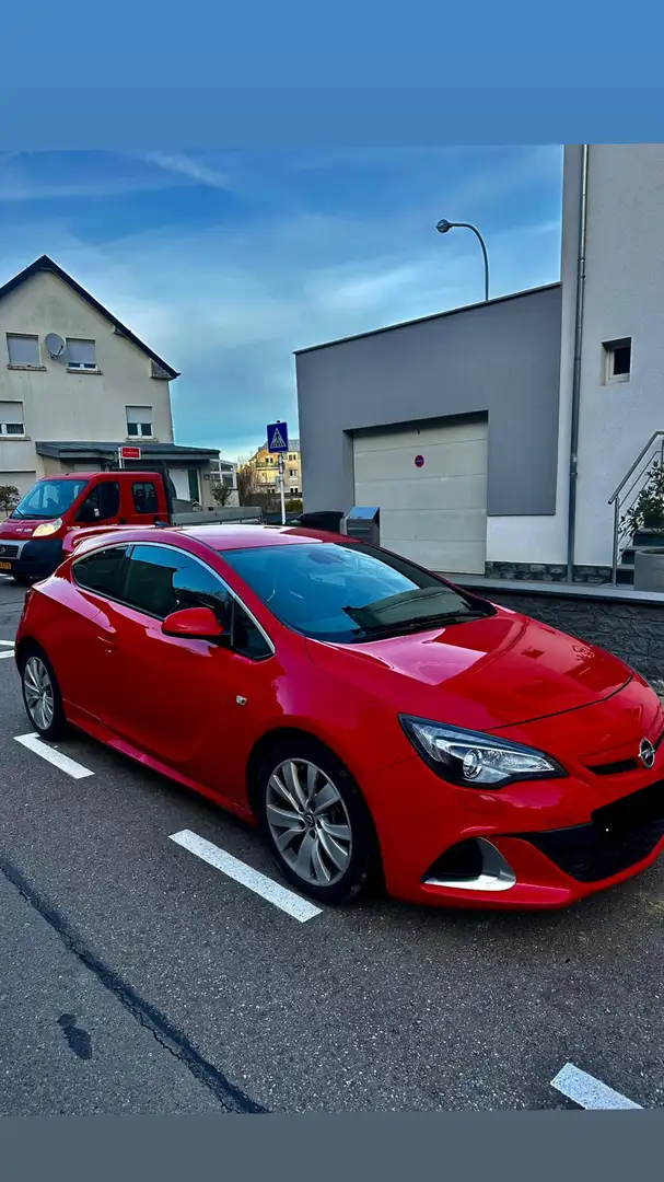 Opel Astra OPC Start/Stop - 2