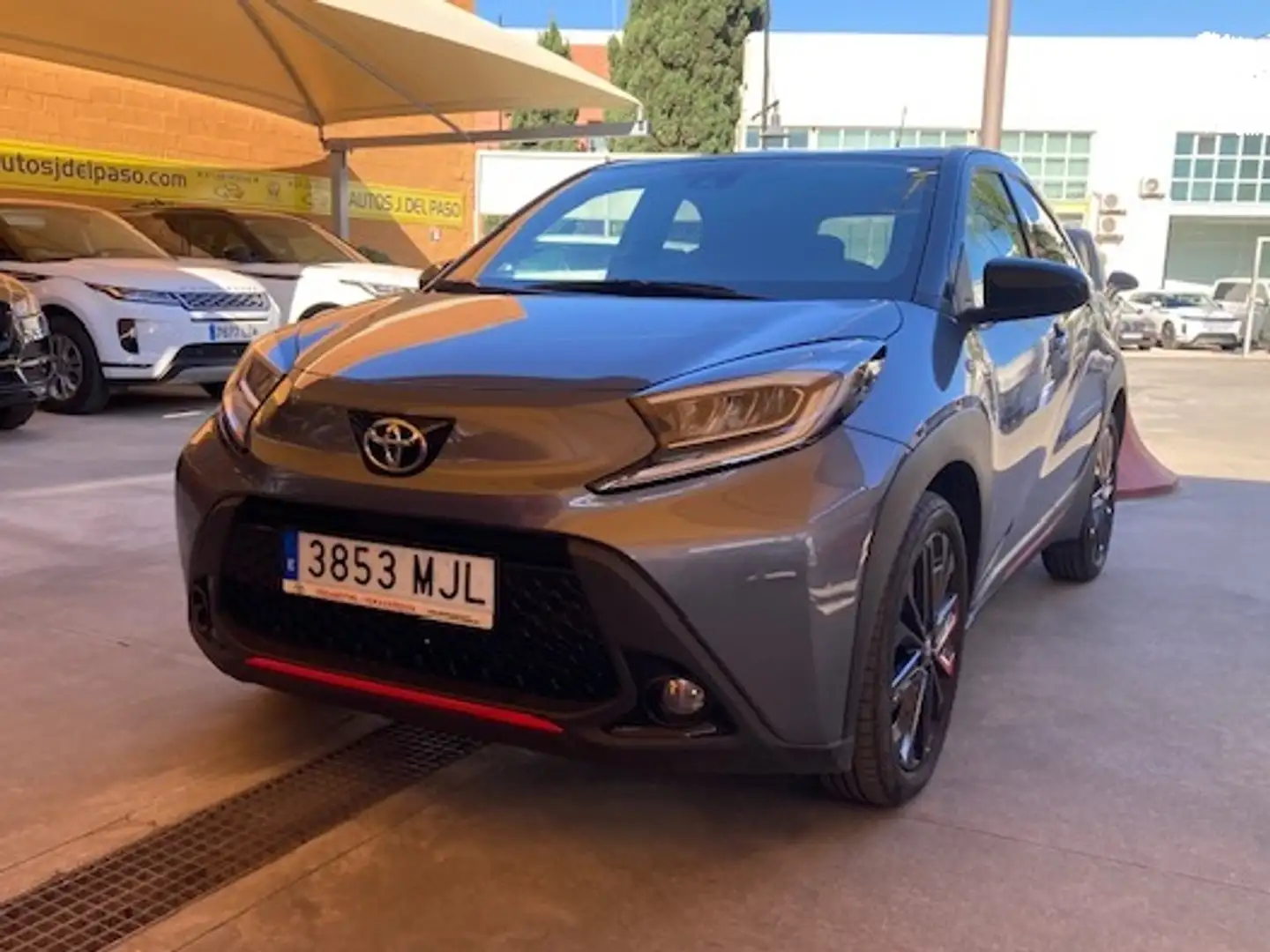 Toyota Aygo Limited Edition - 1