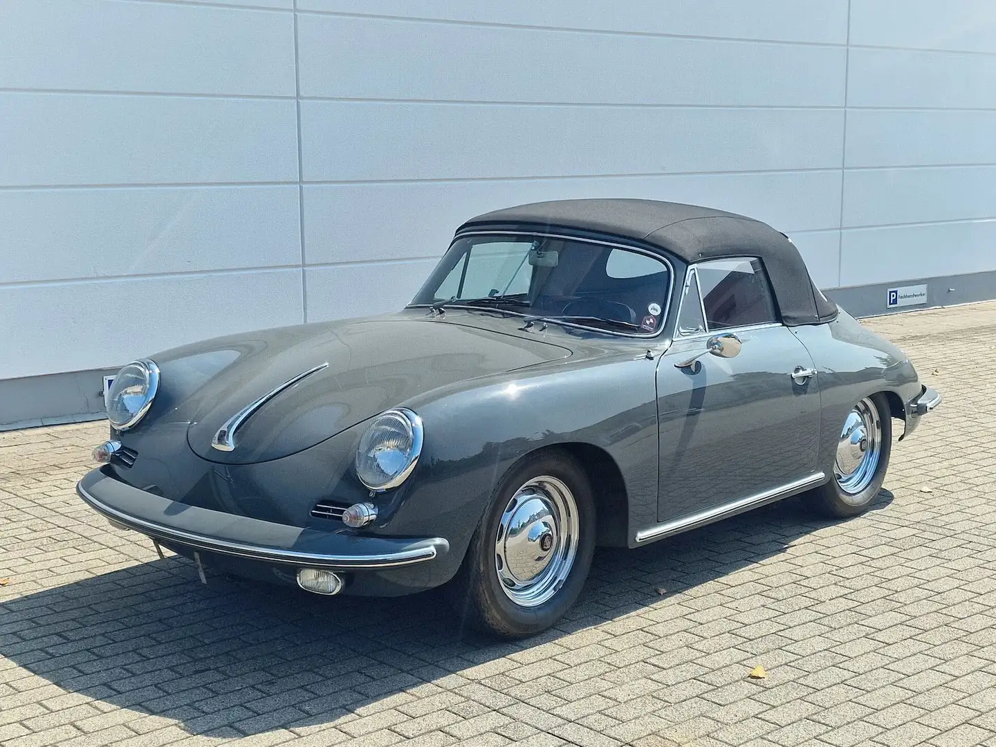 Porsche 356 B Cabrio Gris - 1