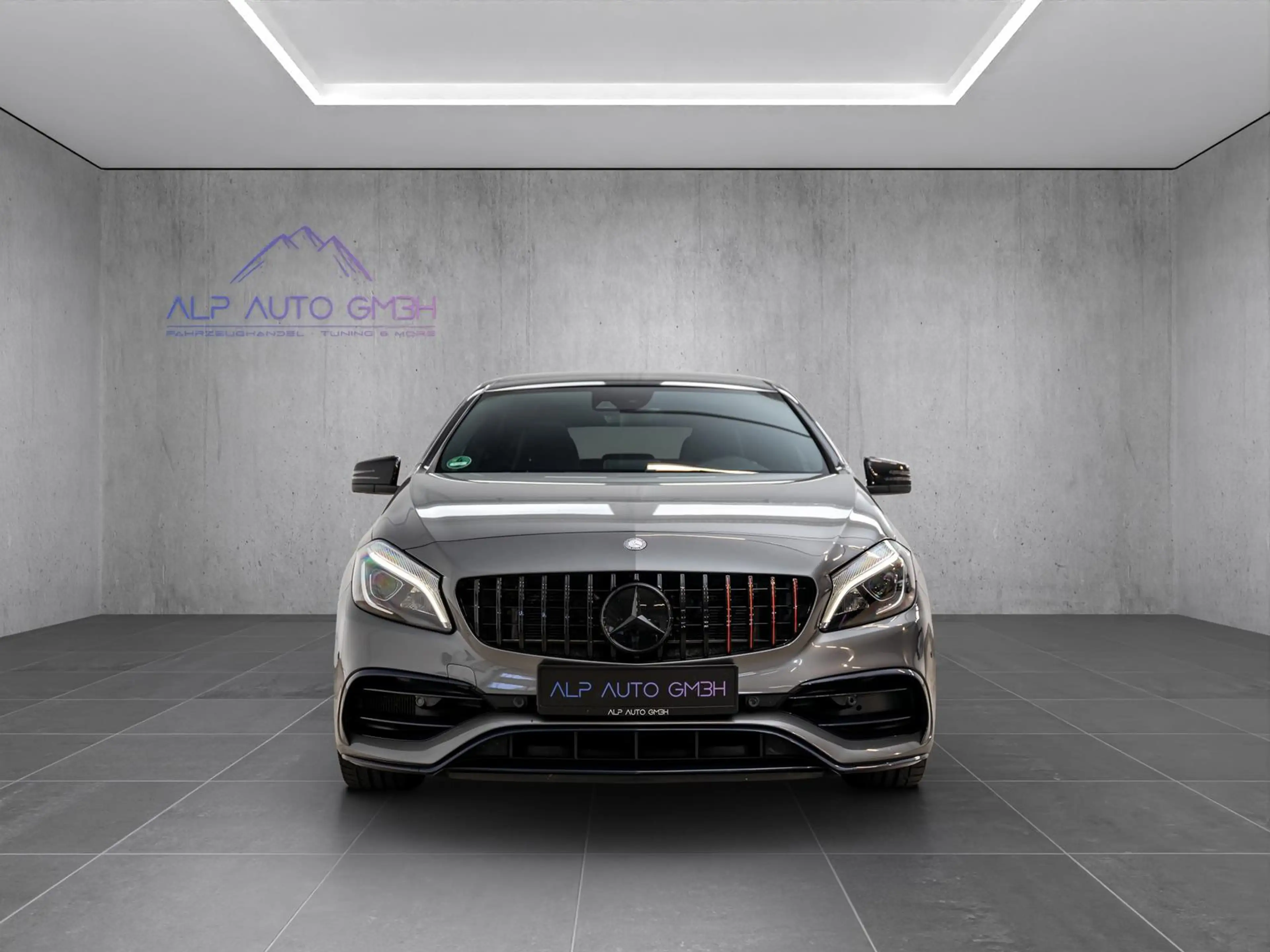 Mercedes-Benz A 45 AMG A45 AMG 4Matic/NIGHT/DAB/DRIV.PACK/SPORT-ABGAS — photo 3