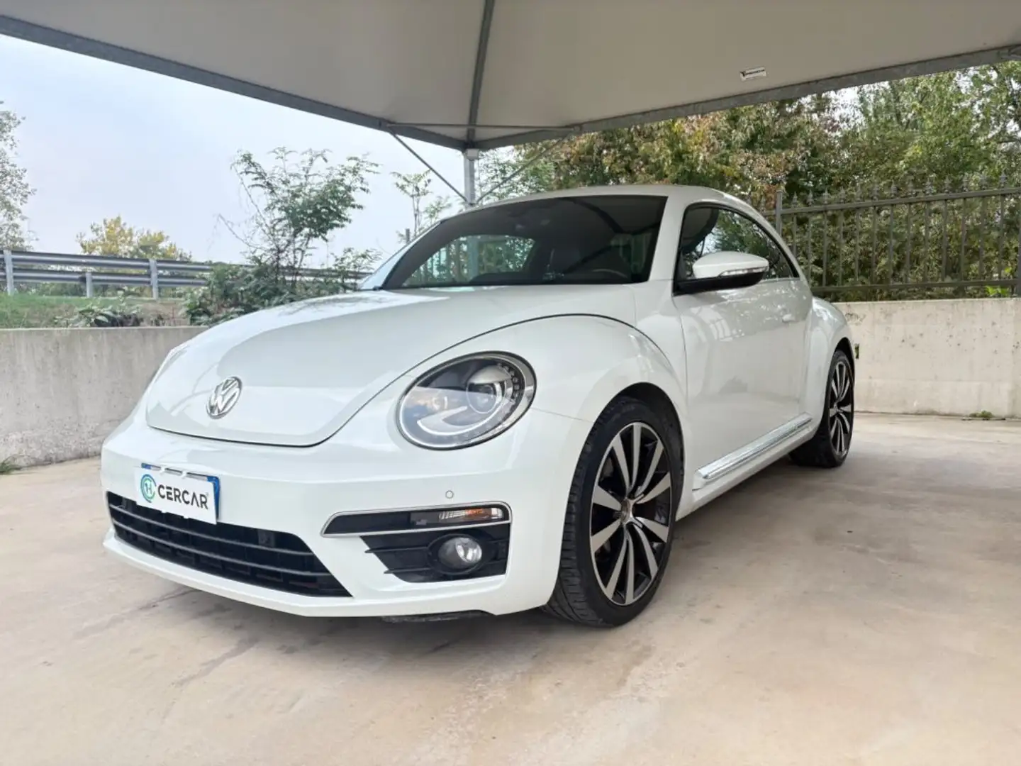 Volkswagen Maggiolino 2.0 TSI DSG Sport CAMBIO AUTOMATICO FENDER EDITION Білий - 1