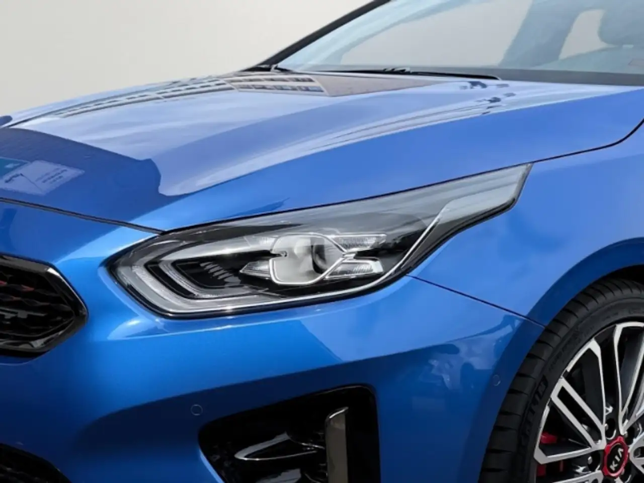 Kia Pro Ceed GT 1.6 T-GDI DCT7 NAVI,KAMERA,CARPLAY,DAB, миниатюра 5