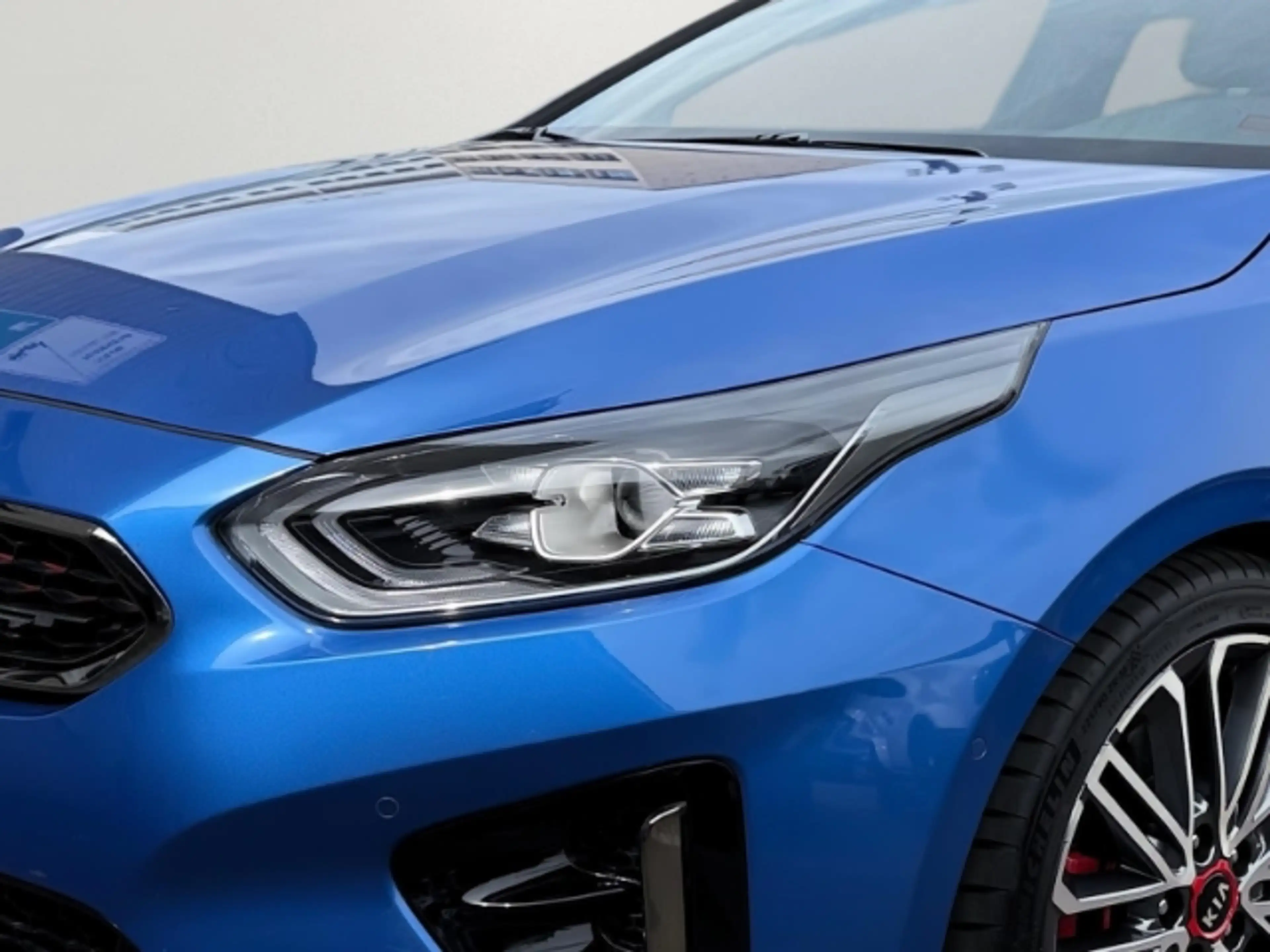 Kia ProCeed / pro_cee'd GT 1.6 T-GDI DCT7 NAVI,KAMERA,CARPLAY,DAB — photo 5