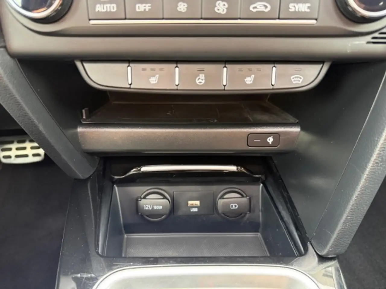 Kia Pro Ceed GT 1.6 T-GDI DCT7 NAVI,KAMERA,CARPLAY,DAB, миниатюра 22