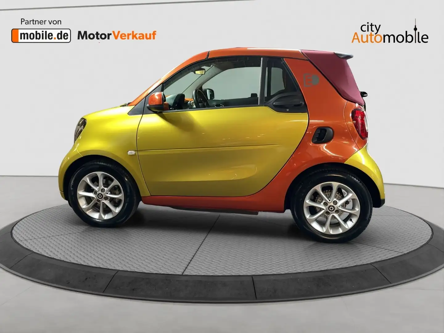 smart forTwo cabrio electric drive/1.Hand/Navi/SHZ Gelb - 2