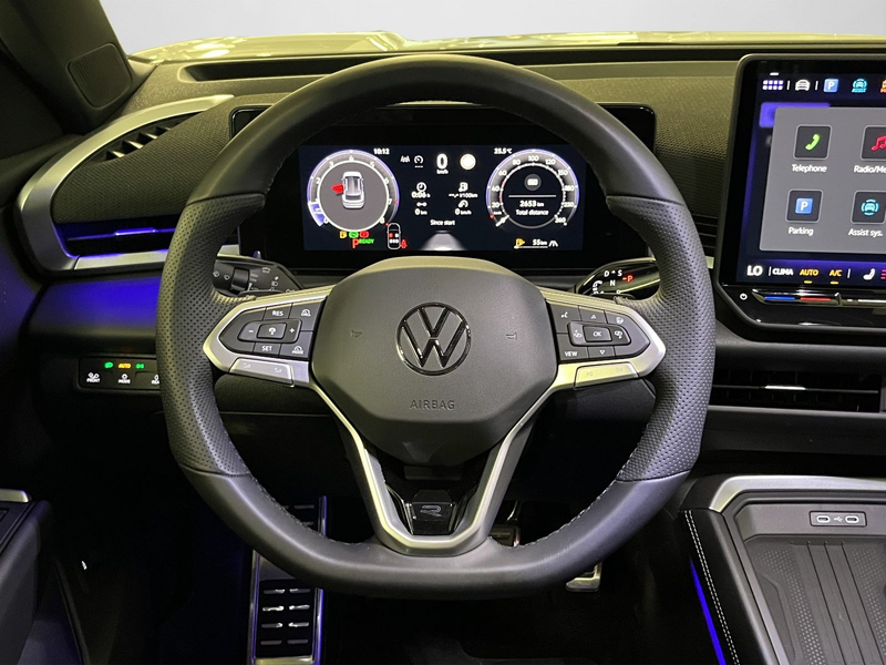 Volkswagen T-Roc R-Line T-ROC NF 1.5 RLineB 110eTSID7F — photo 9