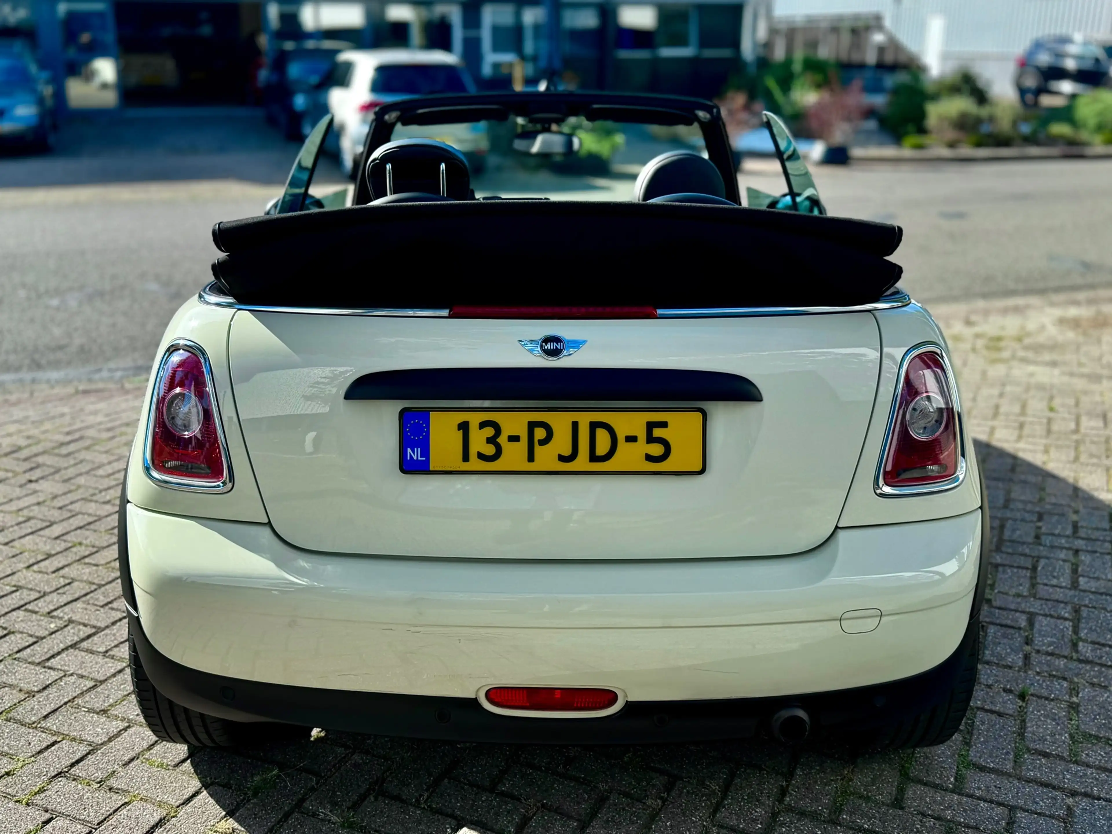 MINI One Cabrio 1.6 50th Anniversary * NAP * LEDER * STOELVERWARMI — photo 20
