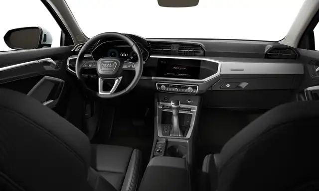 Audi Q3 view 5