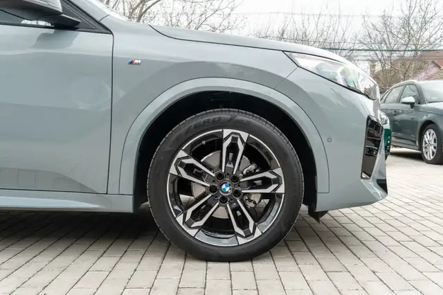 BMW X2 view 9