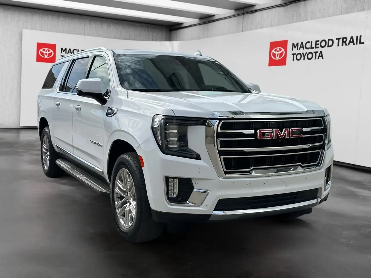 GMC Yukon снимка GMC Yukon