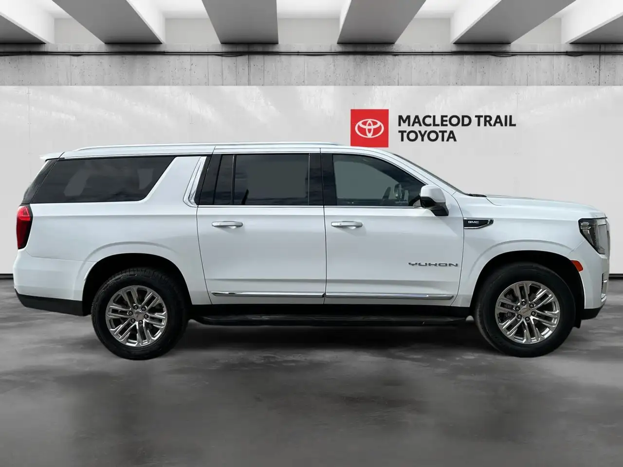 GMC Yukon снимка GMC Yukon