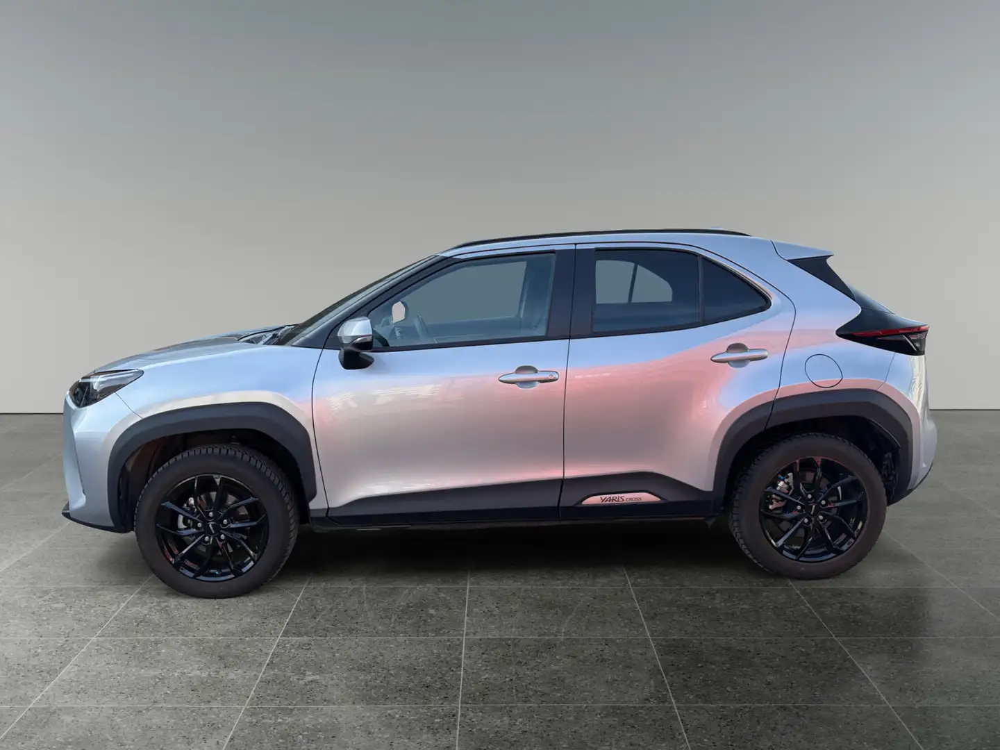 Toyota Yaris Cross Yaris Cross - 1,5 l 4x2 Hybrid  Active D Silber - 2