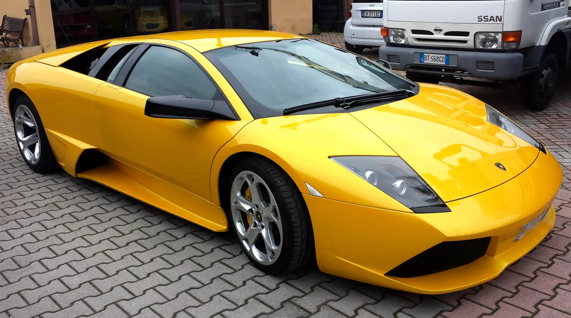 Lamborghini Murciélago Murcielago Murcielago 6.5 LP 640 e-gear Amarillo - 1