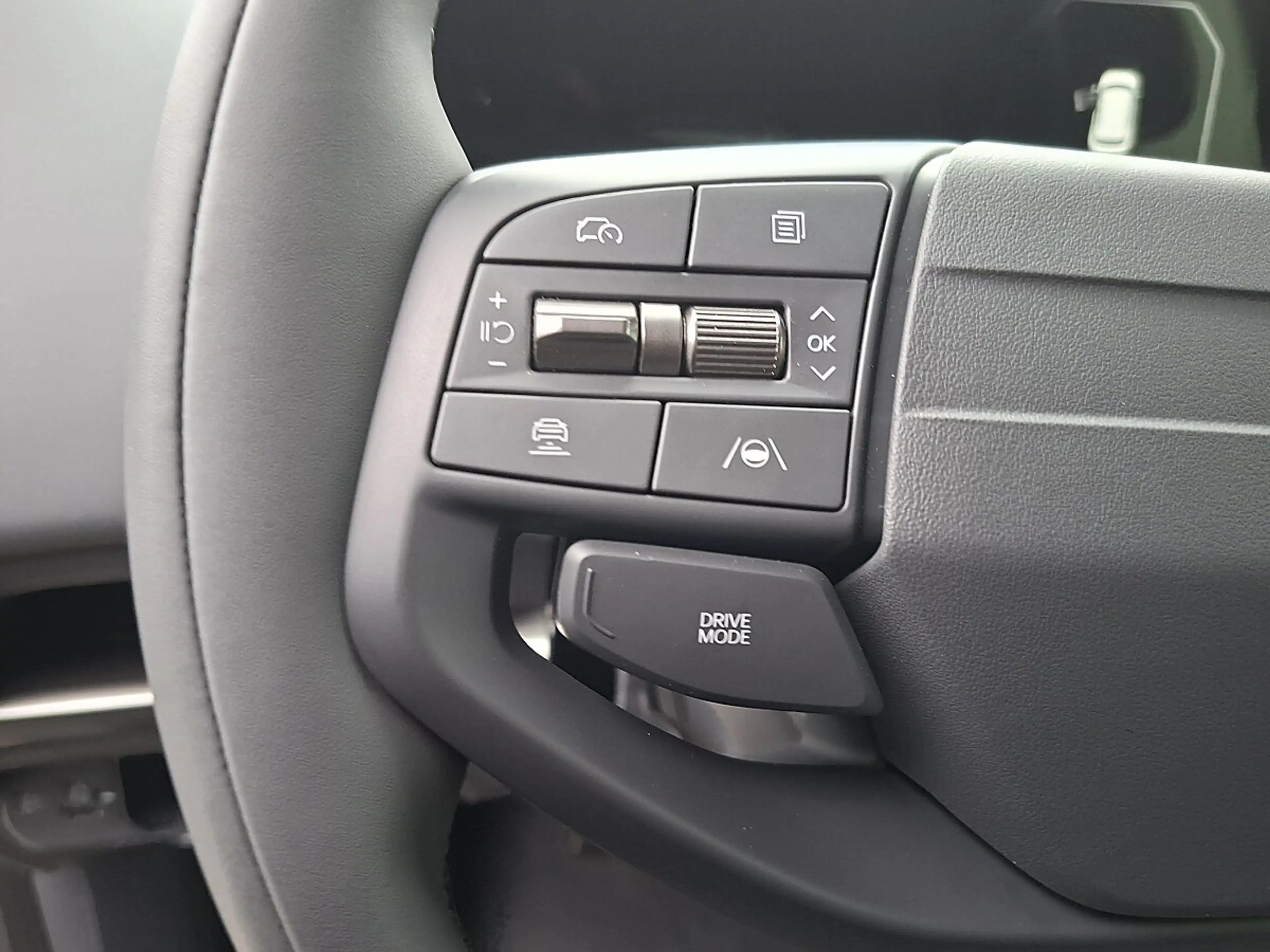 Kia EV2 5S FWD 61kWh Earth + P3 MY 27 — photo 9