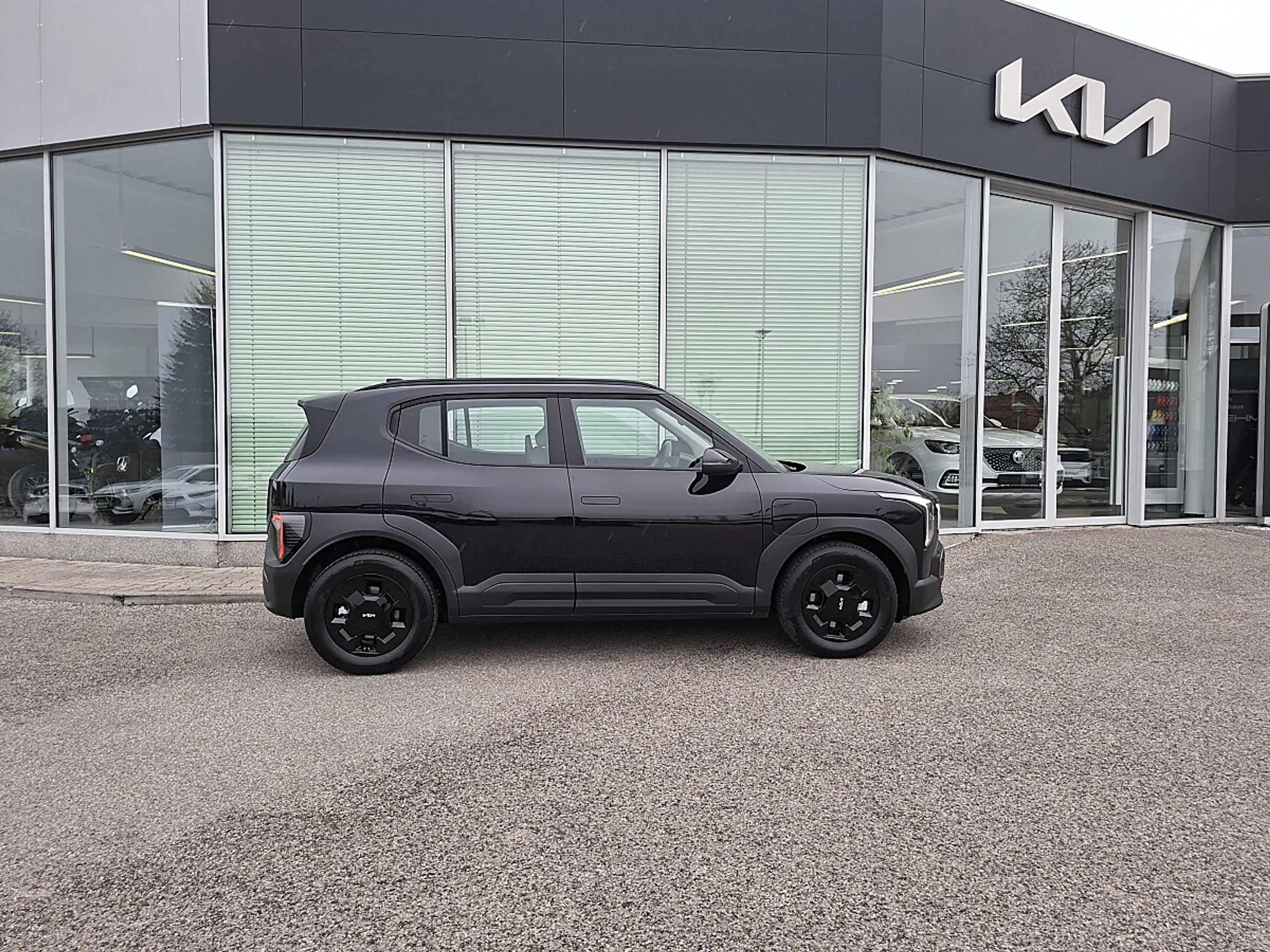 Kia EV2 5S FWD 61kWh Earth + P3 MY 27 — photo 5