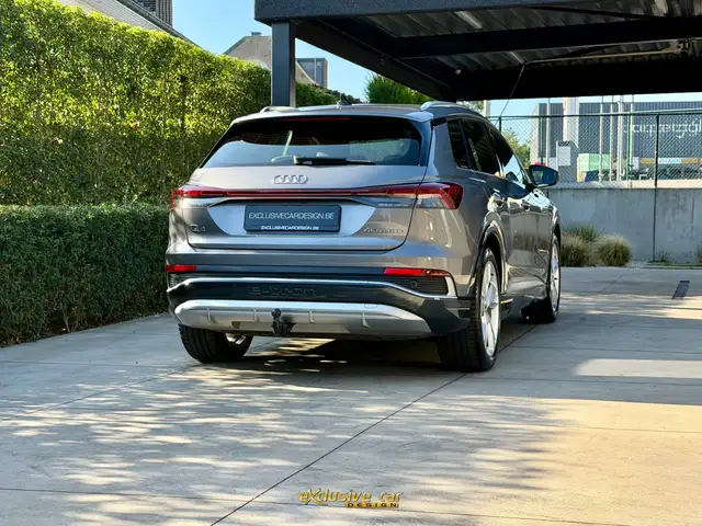 Audi Q4 E-Tron view 5