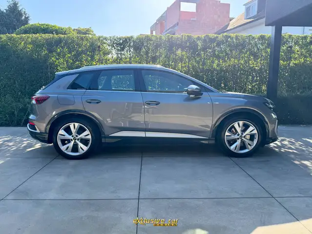 Audi Q4 E-Tron view 4