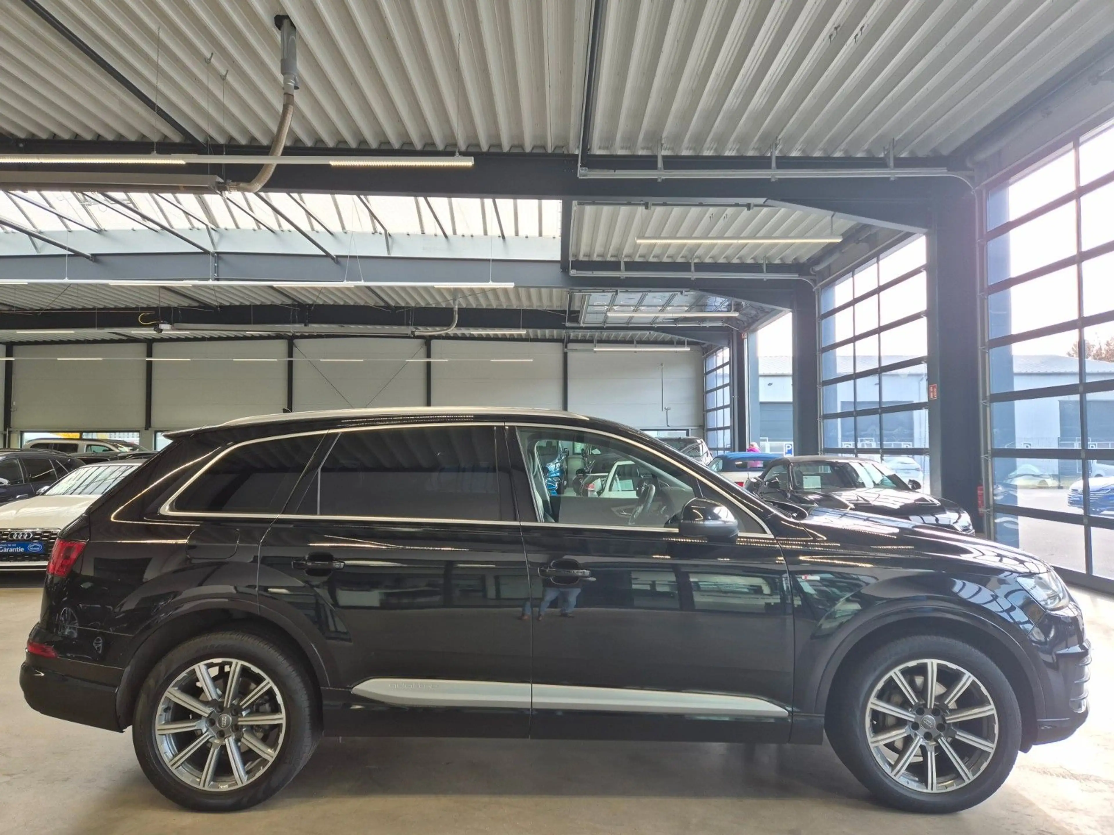 Audi Q7 3.0 TDI QUATTRO S-LINE LEDER NAVI STANDHZ AHK — photo 2