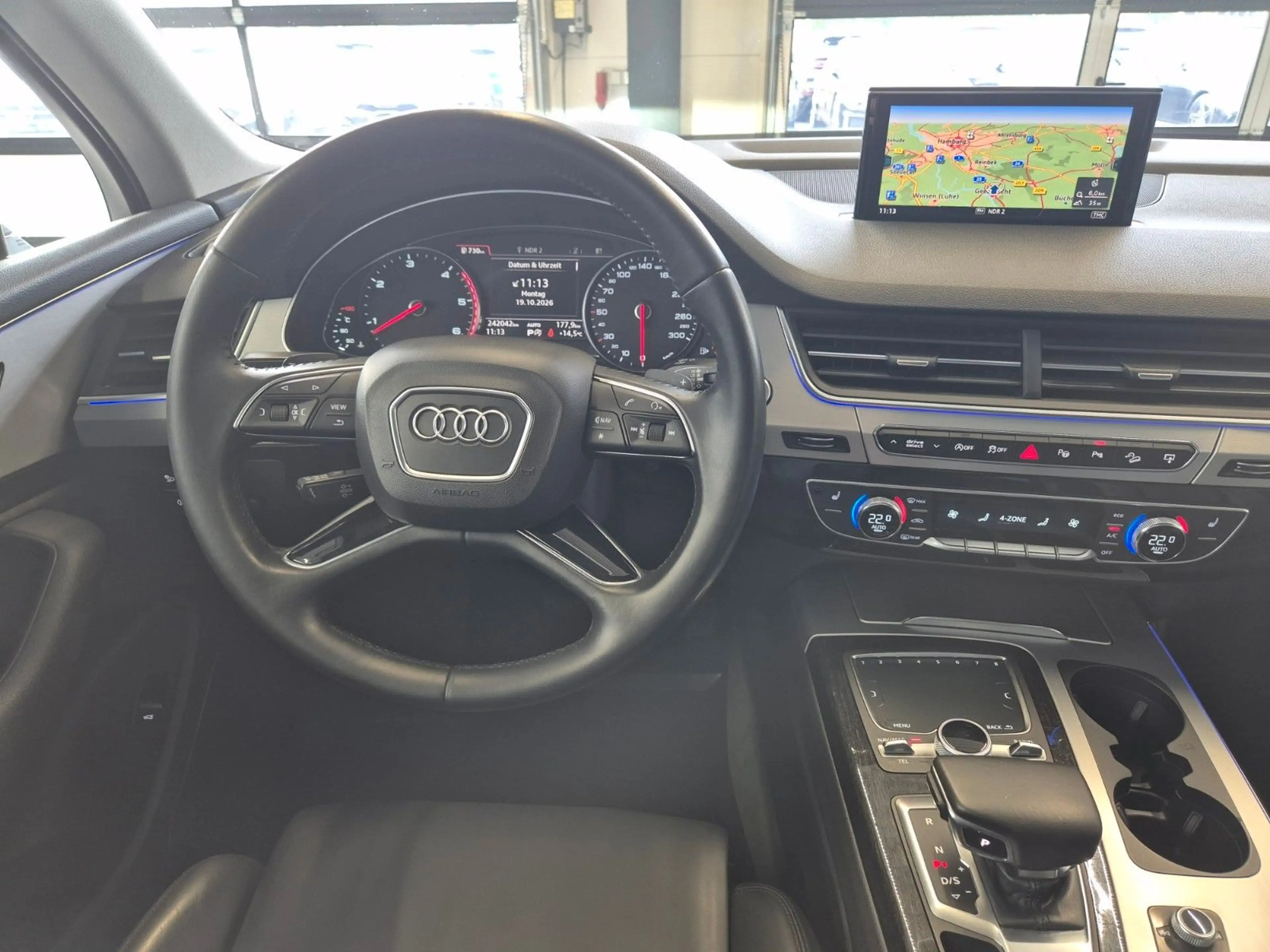 Audi Q7 3.0 TDI QUATTRO S-LINE LEDER NAVI STANDHZ AHK — photo 13