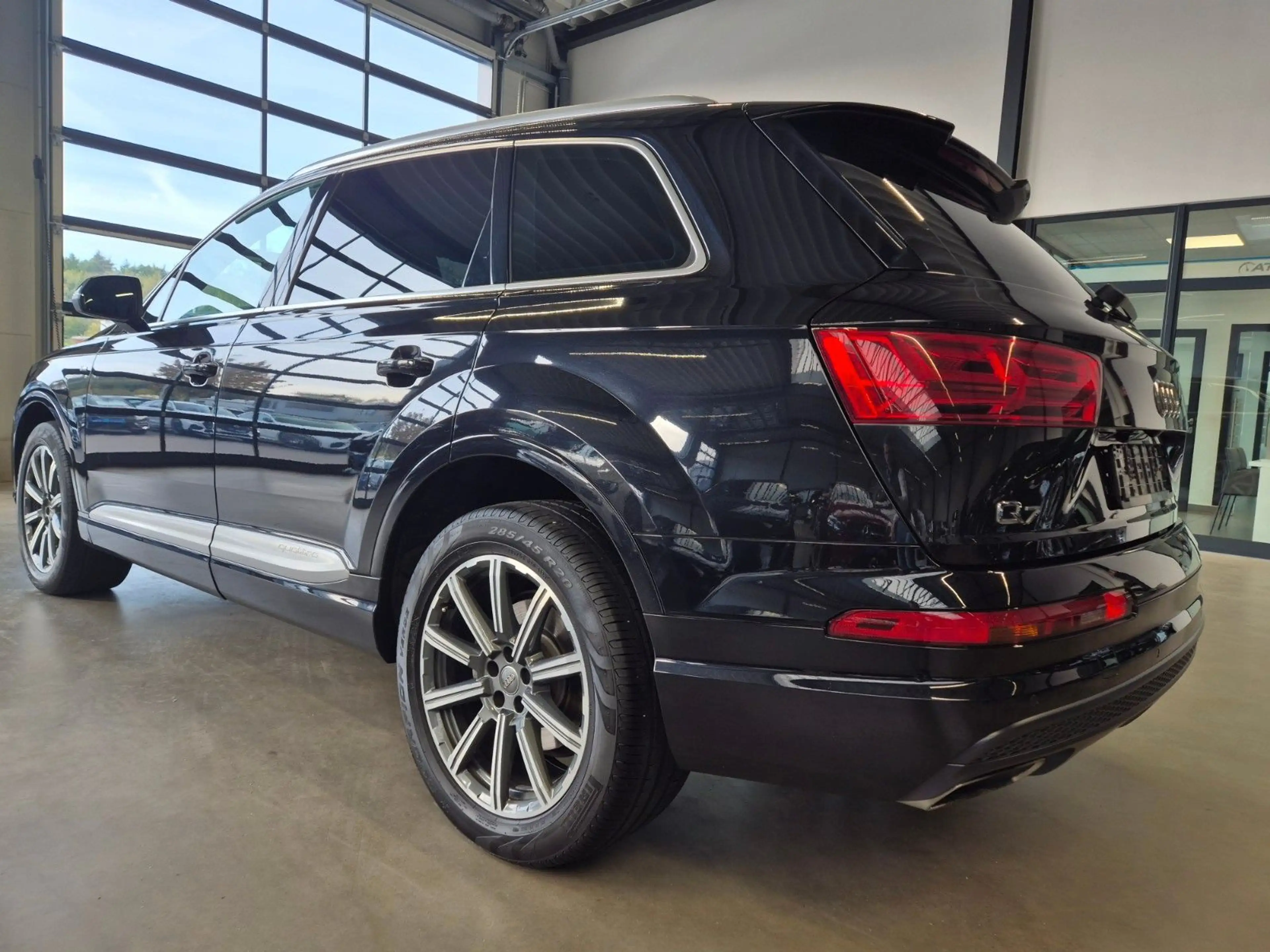 Audi Q7 3.0 TDI QUATTRO S-LINE LEDER NAVI STANDHZ AHK — photo 5