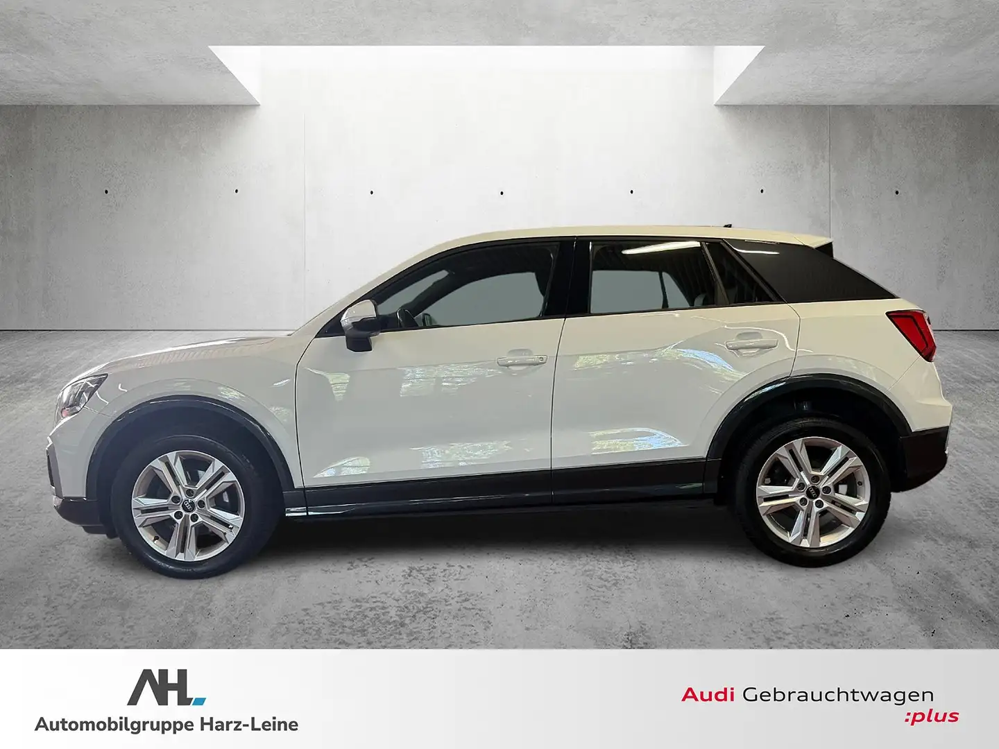 Audi Q2 30 TFSI S line Matrix Navi PDC RFK SHZ Weiß - 1