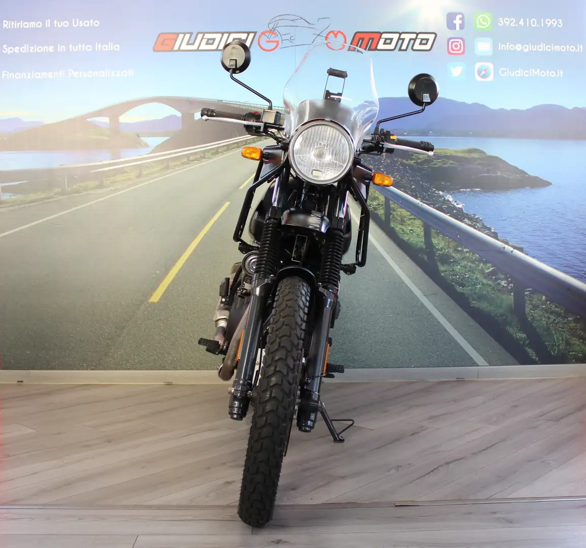 Royal Enfield Himalayan 411 - 2018 km 17767 Nero - 2