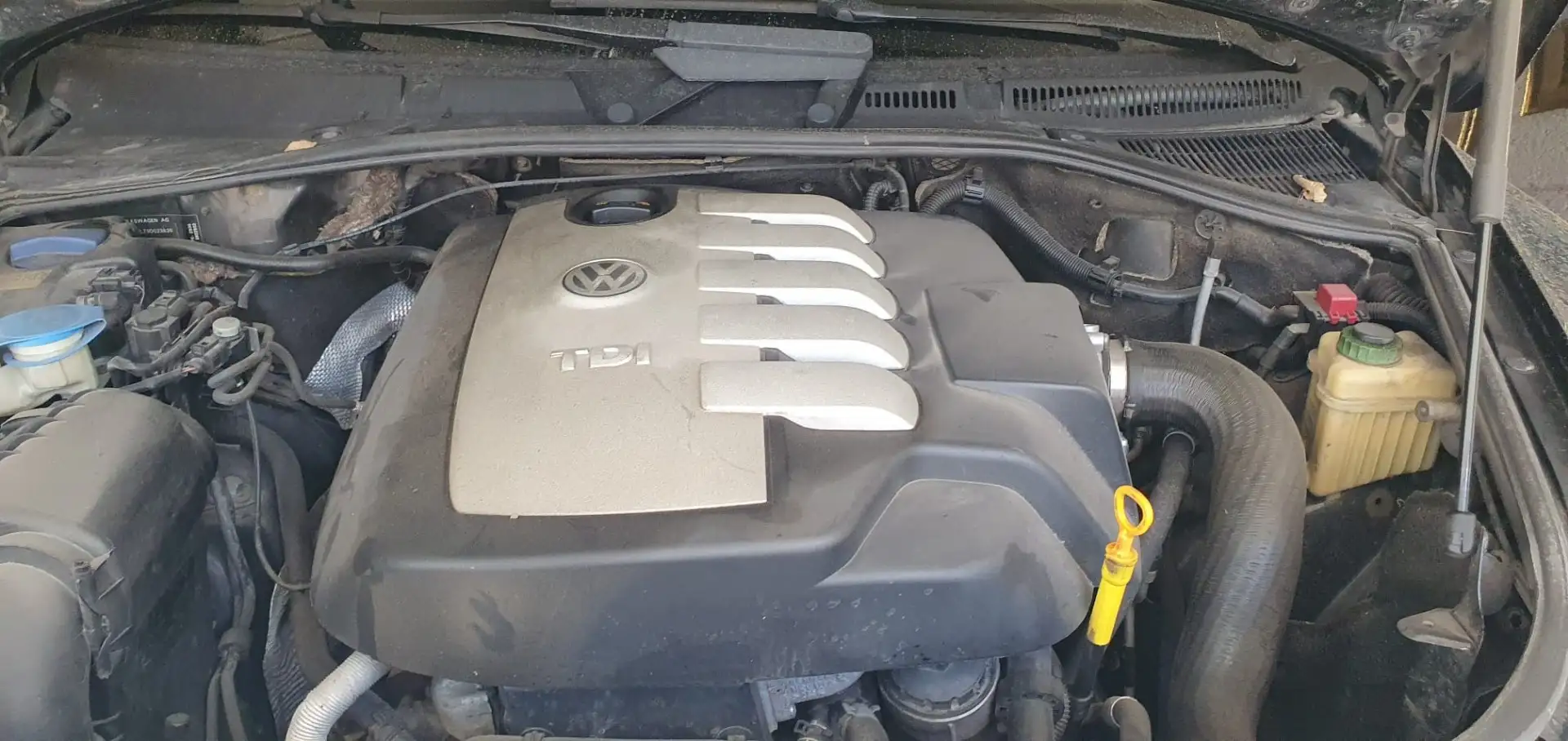 Volkswagen Touareg 2.5TDI R5 Tiptronic - 2