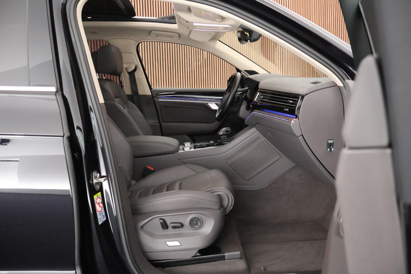 Volkswagen Touareg 3.0 TSI 381pk eHybrid 4MOTION Trekhaak Leder 360Ca — photo 18