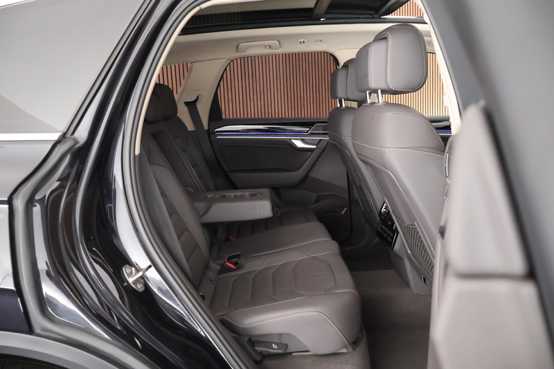 Volkswagen Touareg 3.0 TSI 381pk eHybrid 4MOTION Trekhaak Leder 360Ca — photo 17