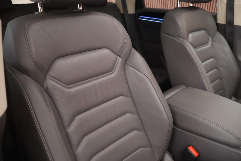 Volkswagen Touareg 3.0 TSI 381pk eHybrid 4MOTION Trekhaak Leder 360Ca — photo 44