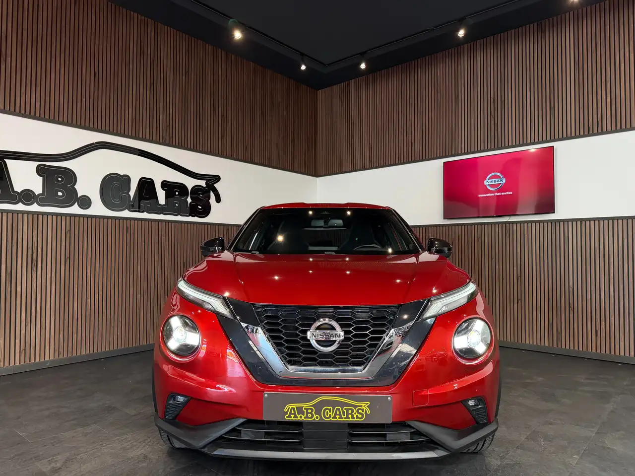 Nissan Juke 1.0 DIG-T 2WD AUTOMATIQUE GARANTIE 12M, миниатюра 2