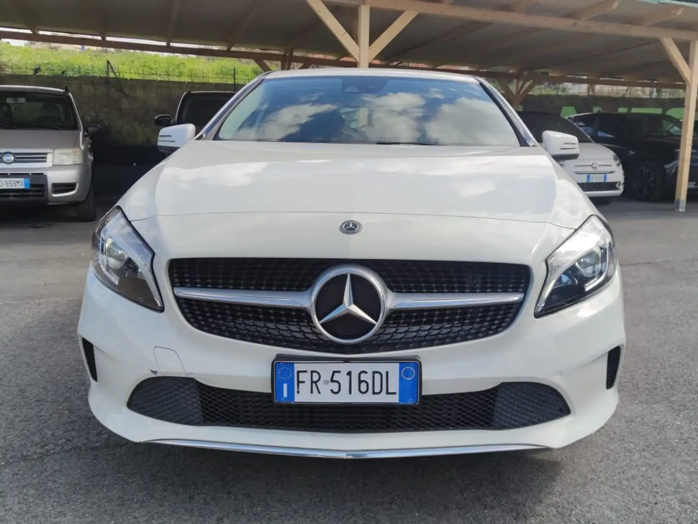 Mercedes-Benz A 180 A 180 d Sport auto Beyaz - 2