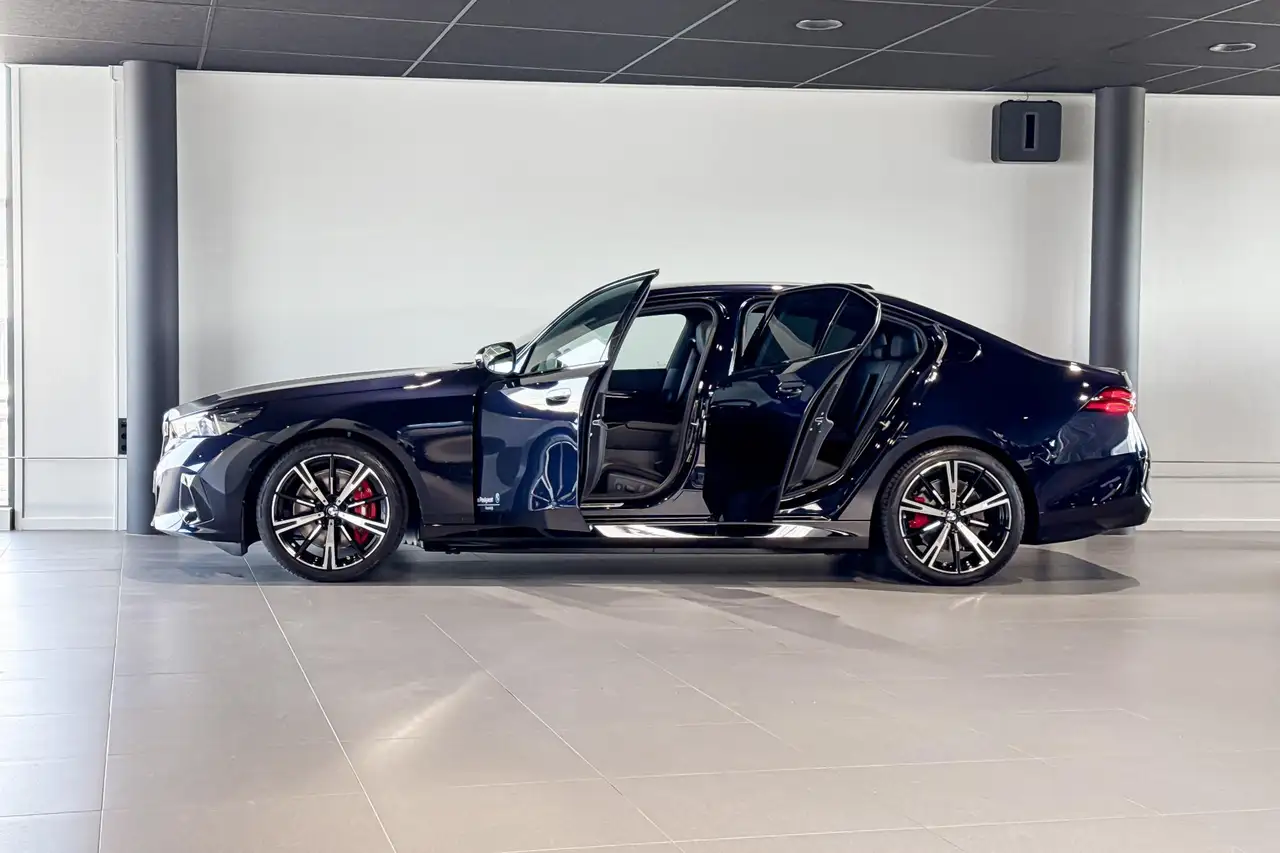 BMW i5 2026