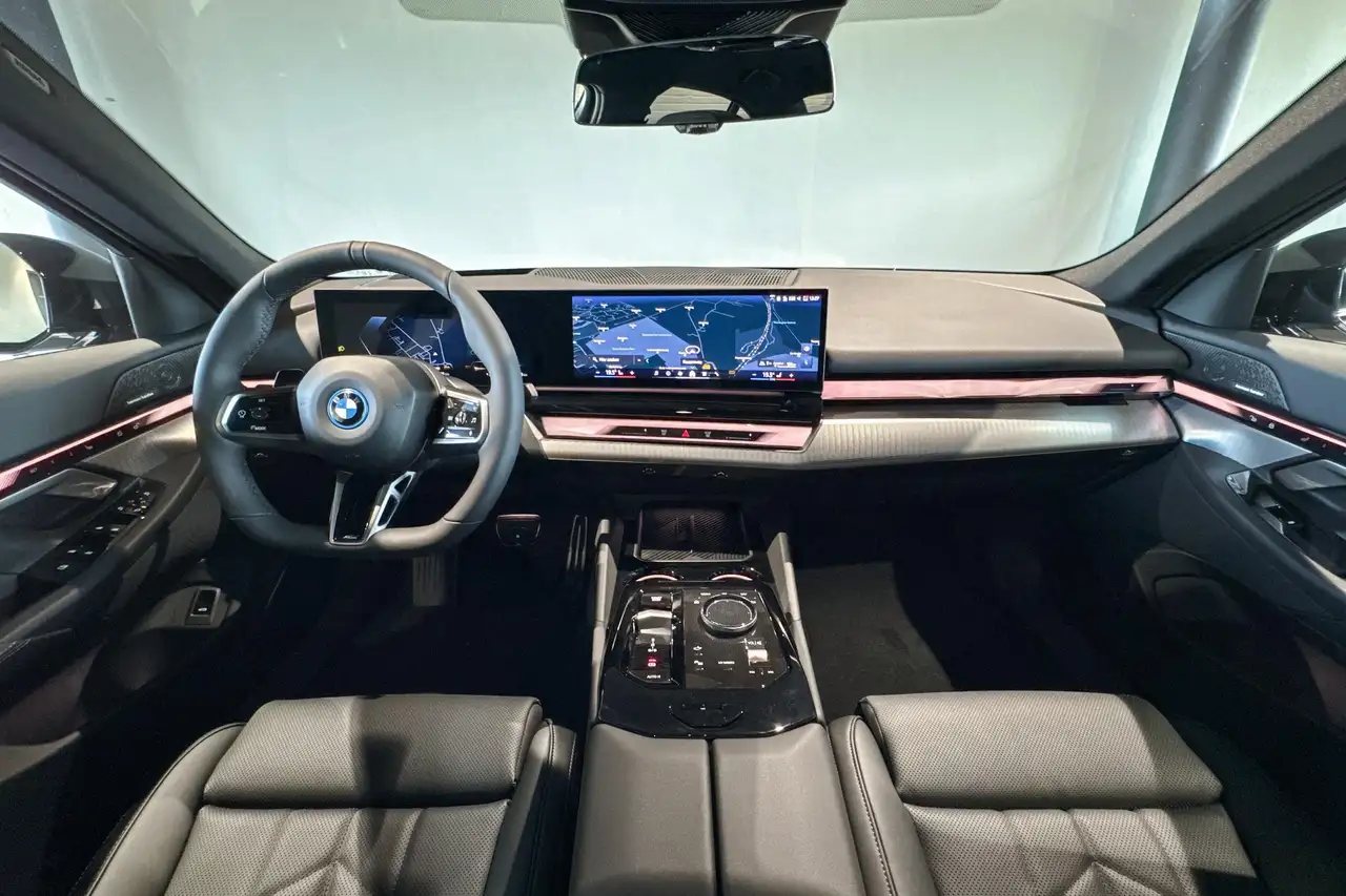 BMW i5 2026 — фото 12
