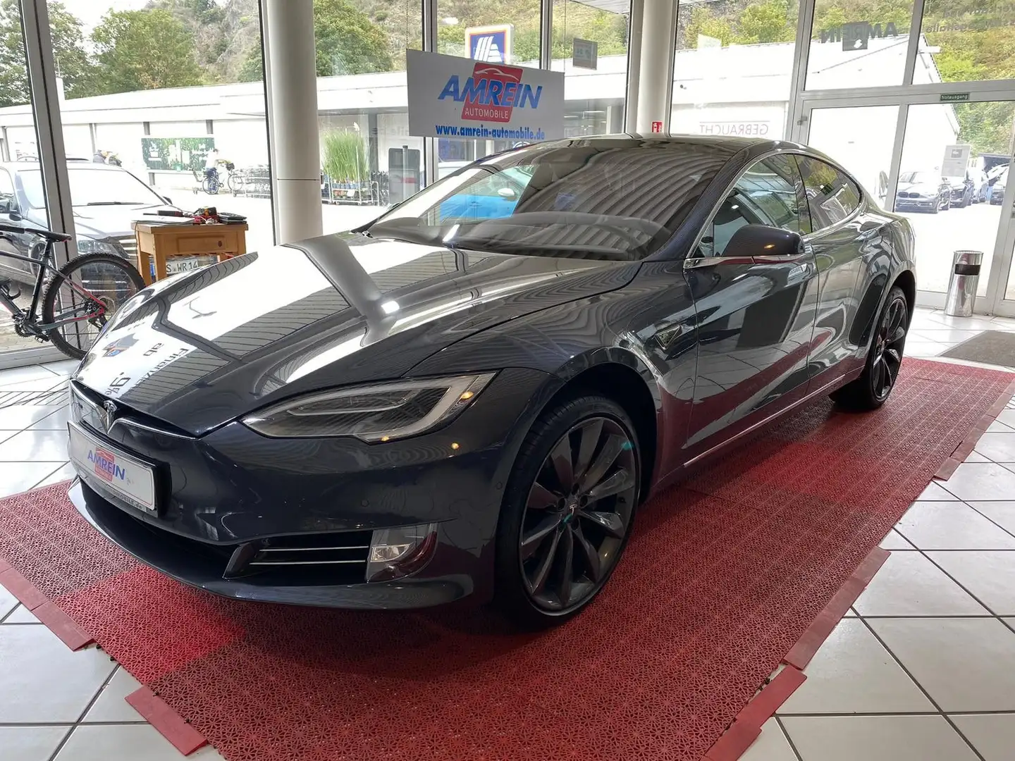 Tesla Model S 75D +NAVI+LEDER+LED+PANORAMA+SHZ+ Grau - 2