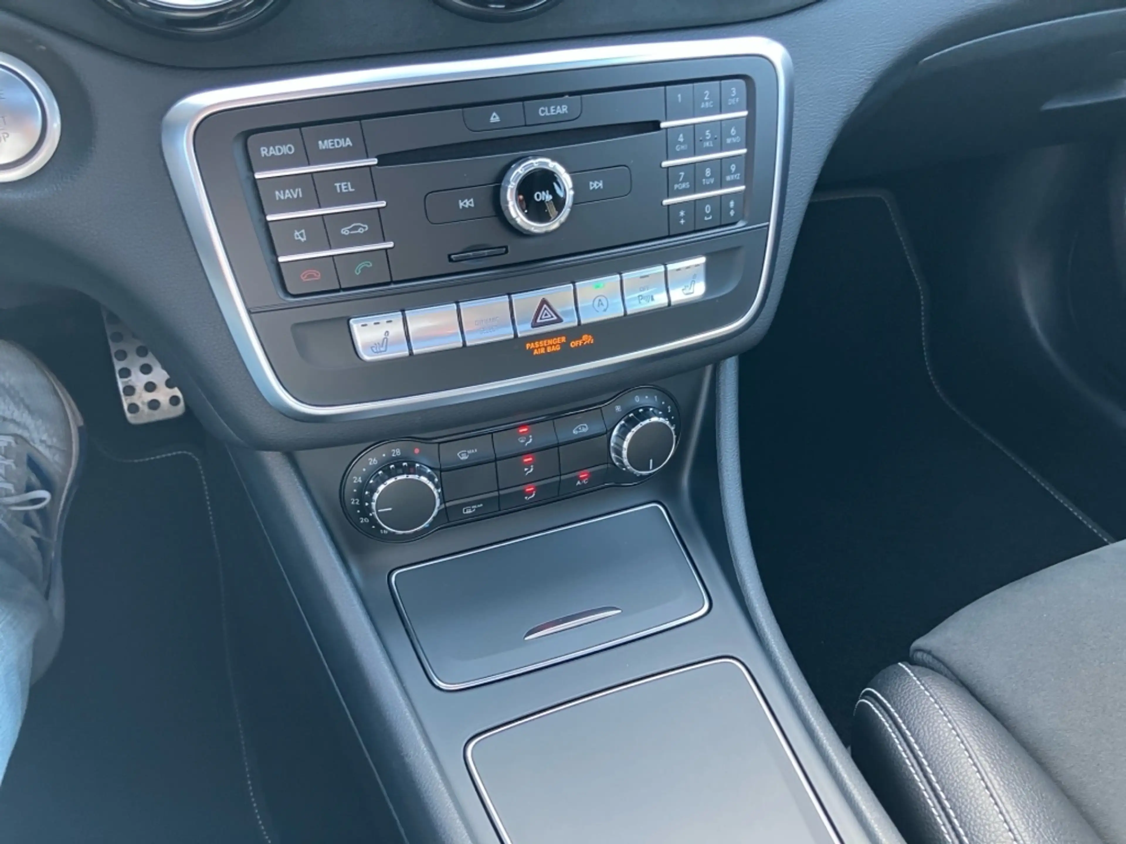 Mercedes-Benz CLA 220 4MATIC Shooting Brake PEAK AMG-Line+Kam — photo 13