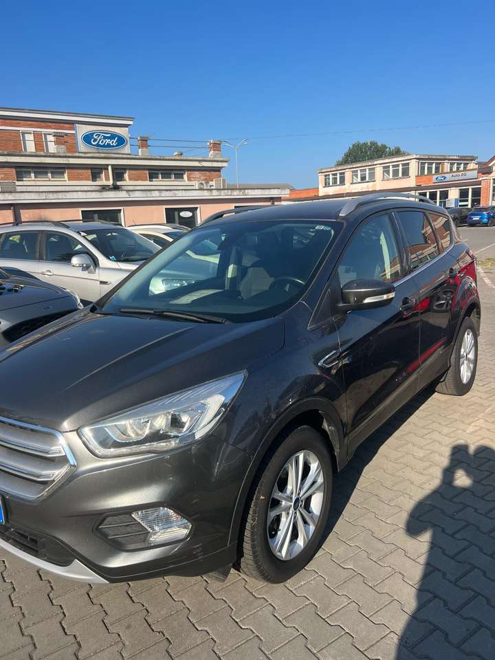 Ford Kuga 1.5 tdci Titanium s&s 2wd 120cv