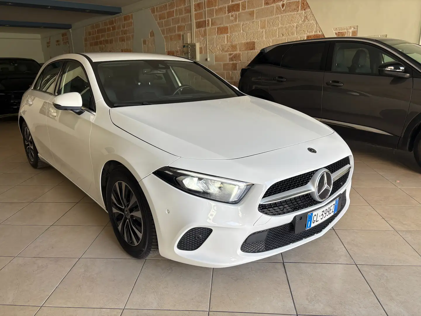 Mercedes-Benz A 180 Classe A - W177 2018 d Business auto Bianco - 1