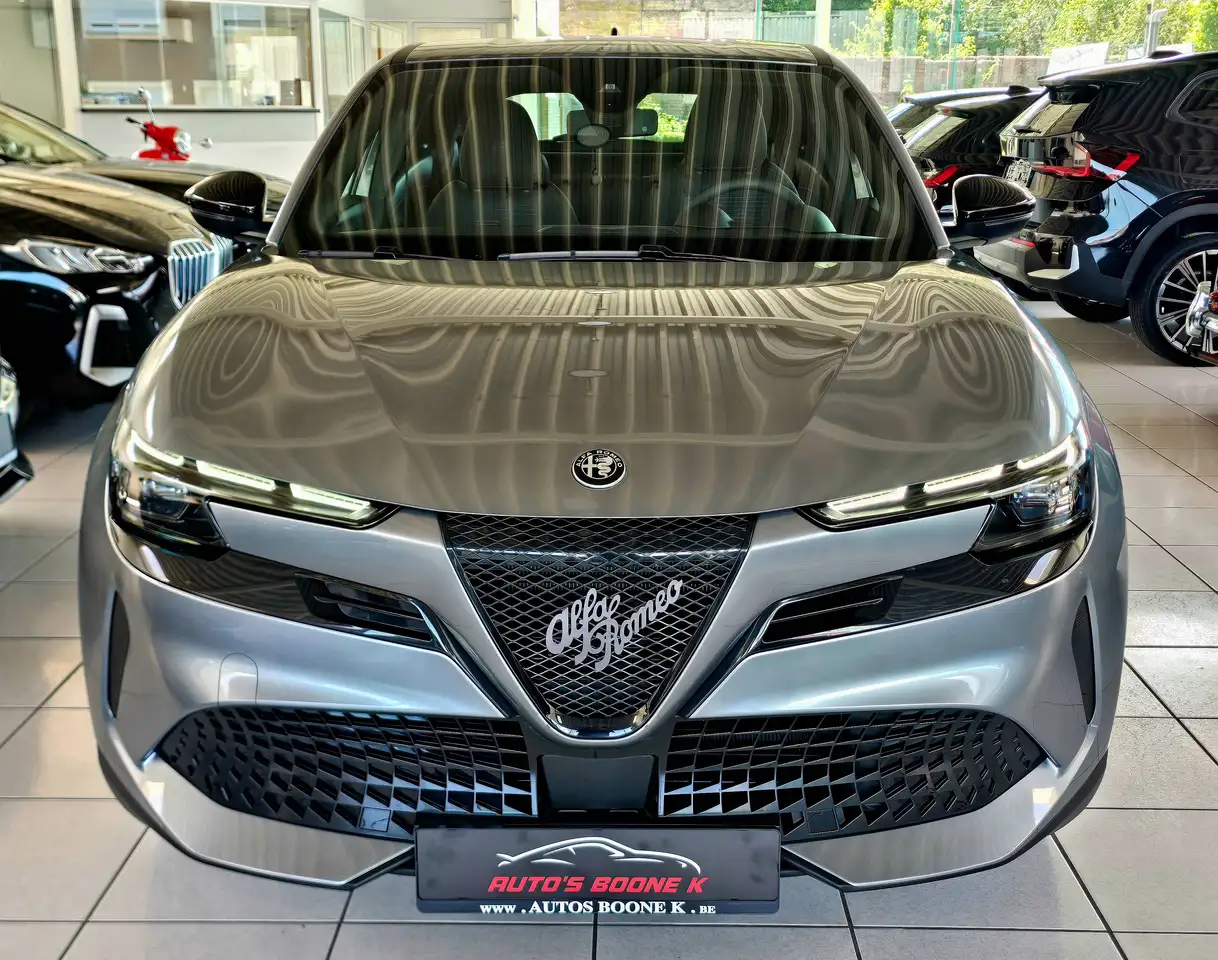 Alfa Romeo Junior e-Junior 54 kWh Elettrica / Apple + android / Led Lichts, миниатюра 8