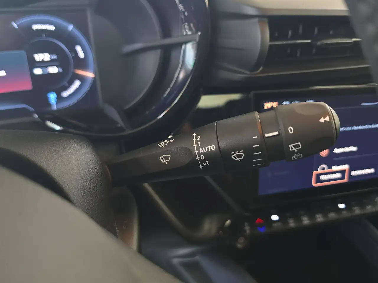 Alfa Romeo Junior e-Junior 54 kWh Elettrica / Apple + android / Led Lichts, миниатюра 26