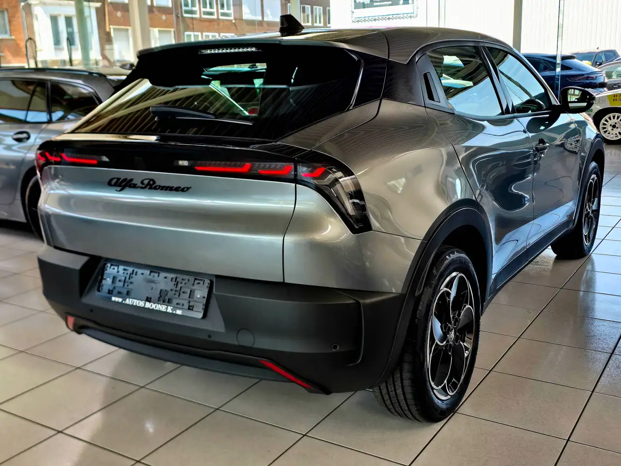 Alfa Romeo Junior e-Junior 54 kWh Elettrica / Apple + android / Led Lichts, миниатюра 7
