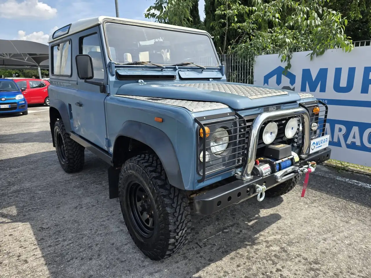 Land Rover Defender 1990