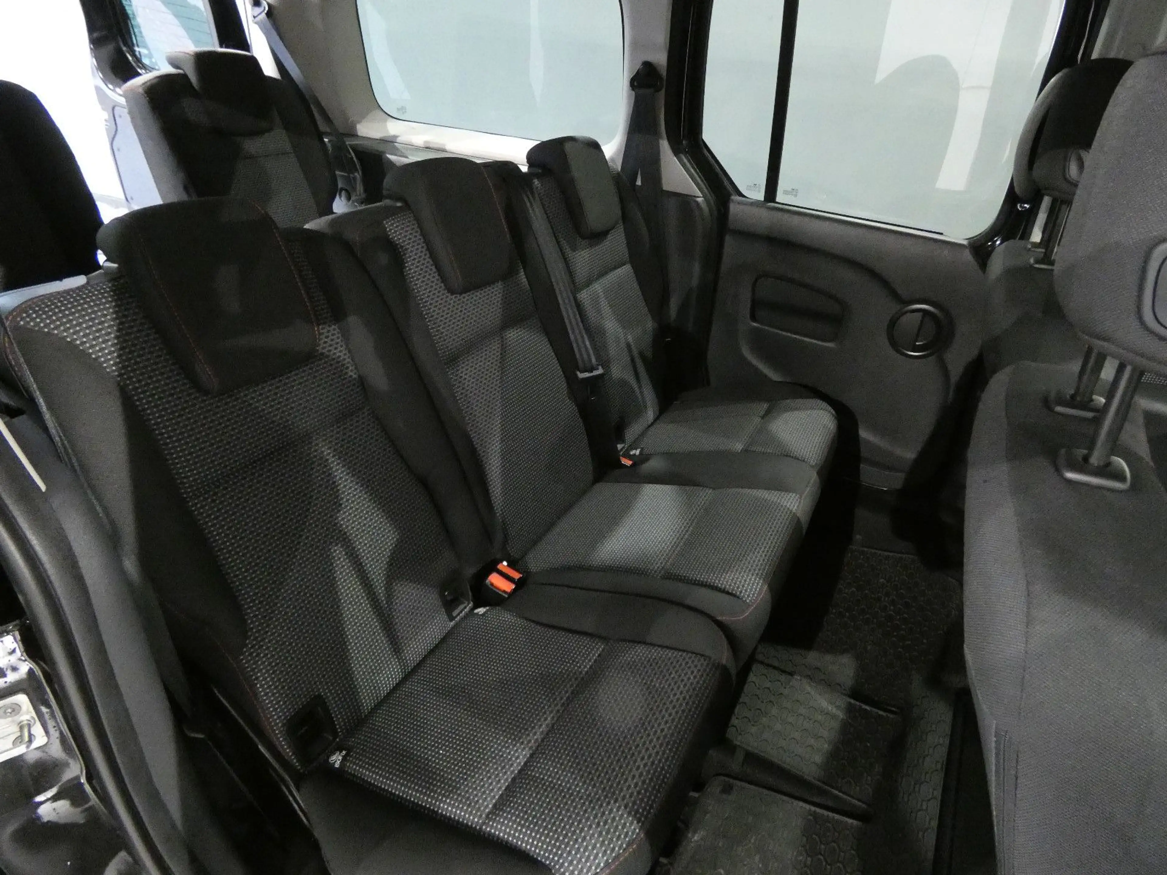 Mercedes-Benz Citan Kombi 111 CDI extralang 7 Sitzer/Kamera — photo 15