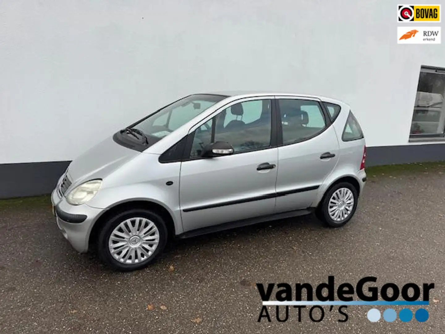 Mercedes-Benz A 140 Classic, '04, 5-drs, nette auto met een jaar apk ! Grijs - 1