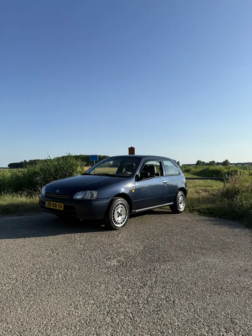 Toyota Starlet 1.3-16V GXi Bleu - 2