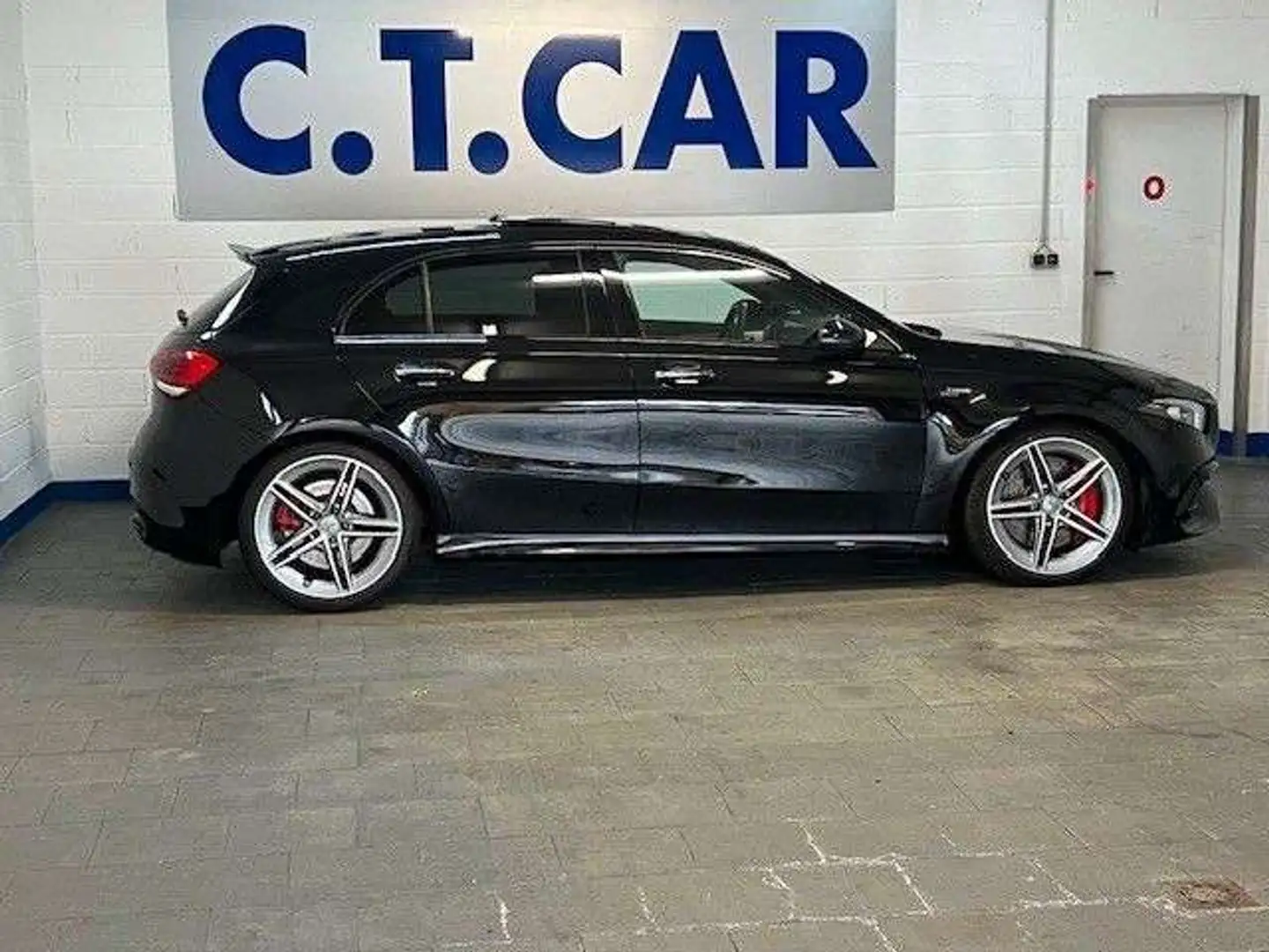 Mercedes-Benz A 45 AMG S 4Matic I PANO I PERFORMANCE-SITZEIBURMESTER Noir - 2