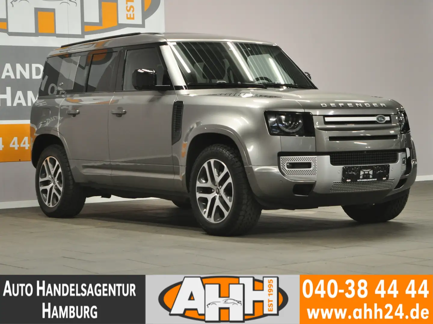 Land Rover Defender 110 XS EDITION LED|LEDER|NAVI|DAB|AHK Silber - 2