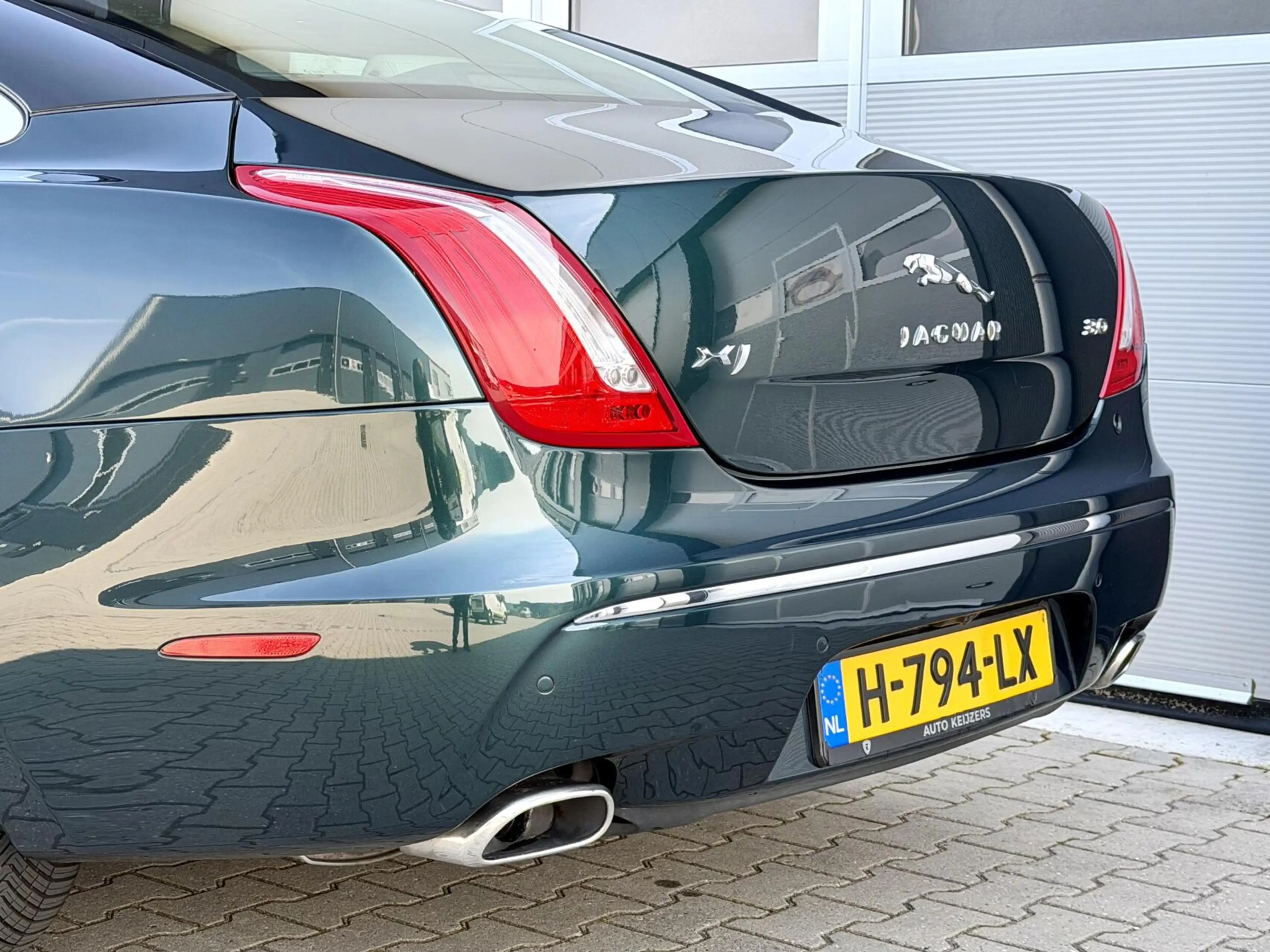 Jaguar XJ 3.0 V6 SC AWD Portfolio | Pano | British Racing Gr — photo 10